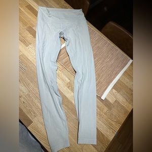 Lululemon size 8 marbled gray leggings worn once